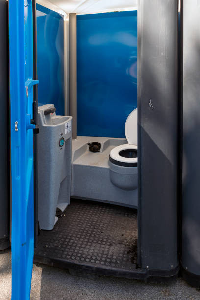 Portable Toilet Options We Offer in North Wantagh, NY